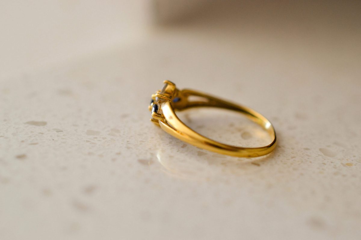 Bague marguerite Saphir Or