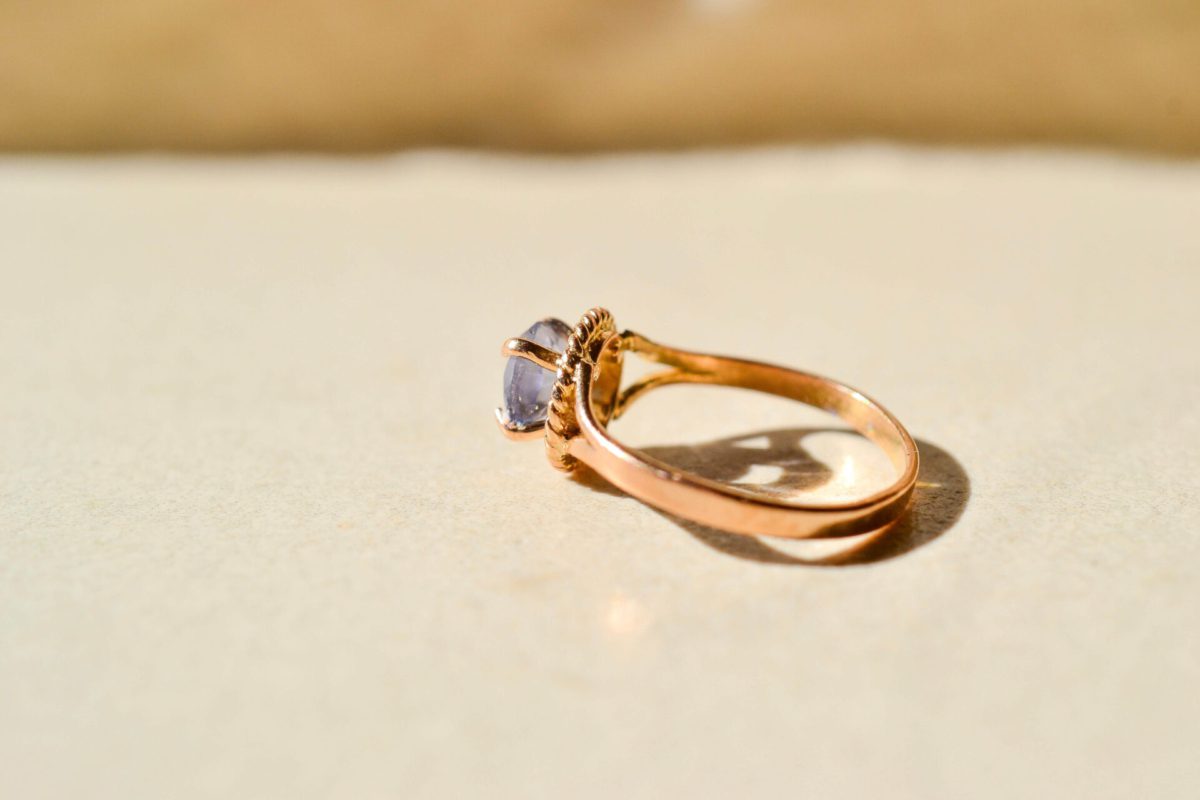 Bague solitaire Améthyste 14K