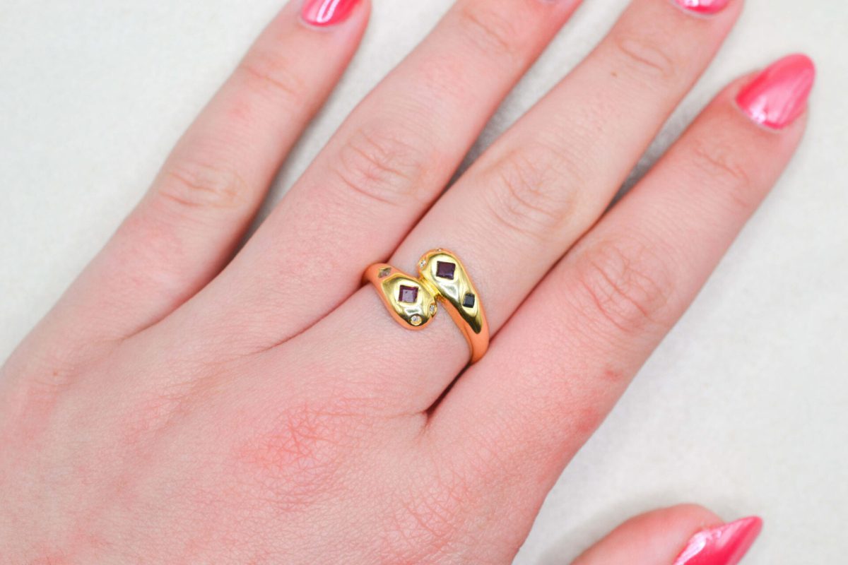 Bague serpent Diamant Saphir Rubis