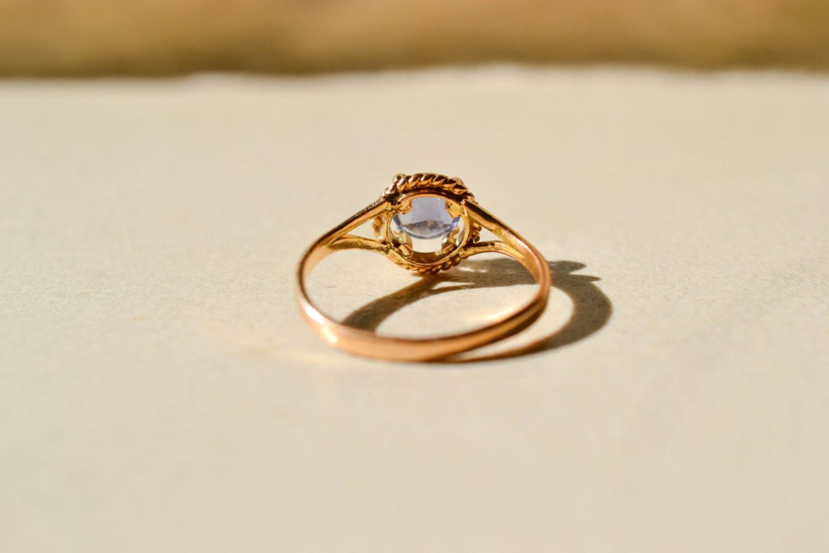 Bague solitaire Améthyste 14K