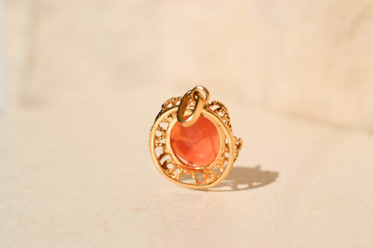 Pendentif Camée ajouré