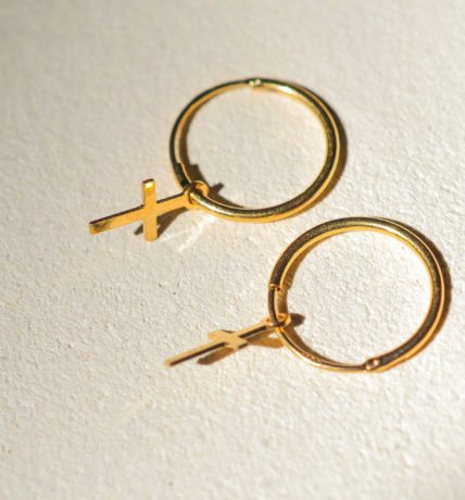 Paire de mini créoles croix