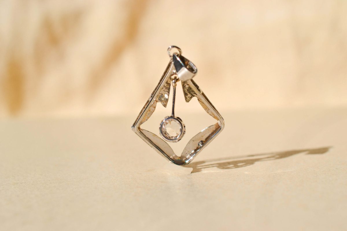 Pendentif géométrique Art Déco