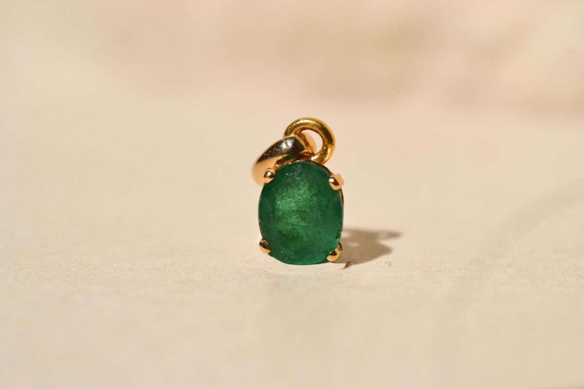 Pendentif Emeraude ovale