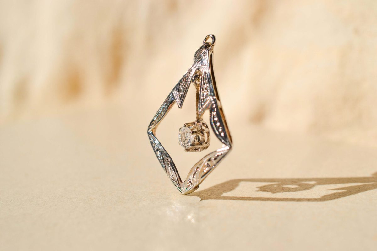 Pendentif géométrique Art Déco