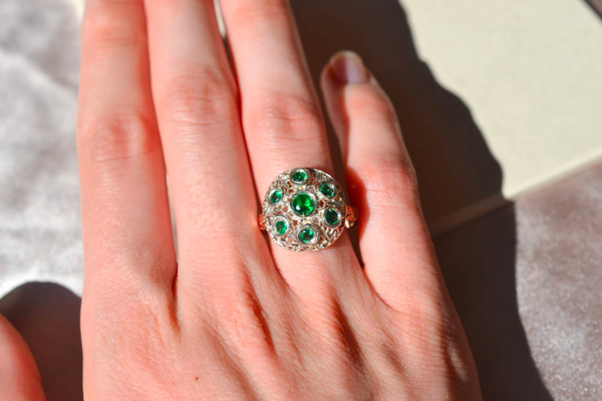 bague dome en Or rose 9 carats et Argent sertie d emeraudes - bague femme