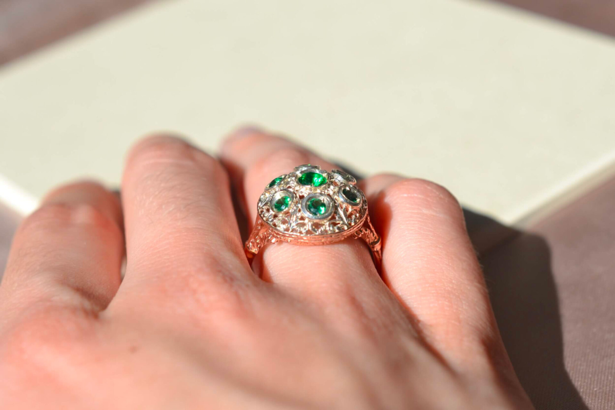 bague dome en Or rose 9 carats et Argent sertie d emeraudes - bague eco responsable