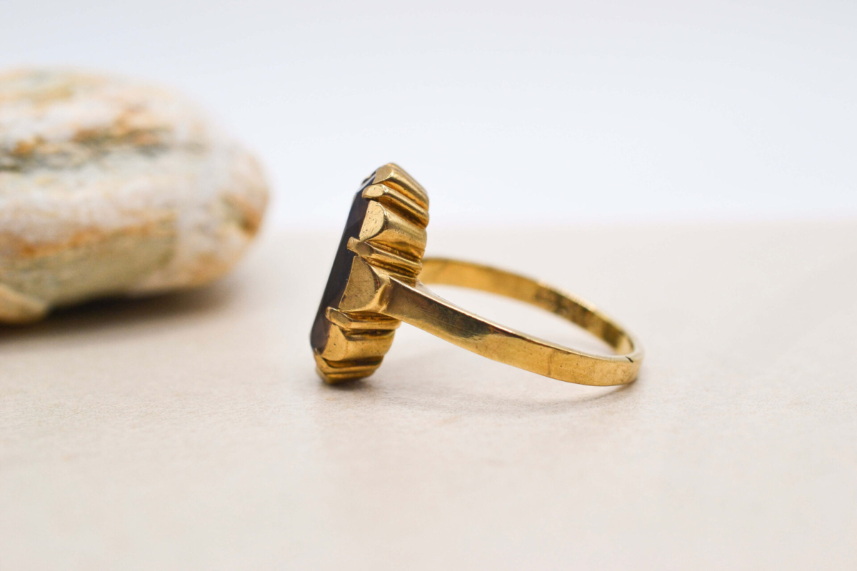Bague navette Quartz 8 carats