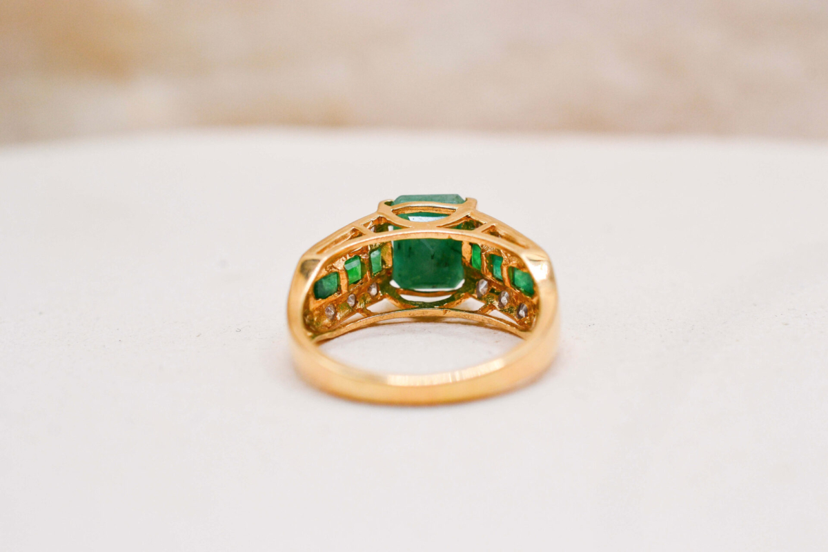 Bague Emeraude Diamants style cocktail