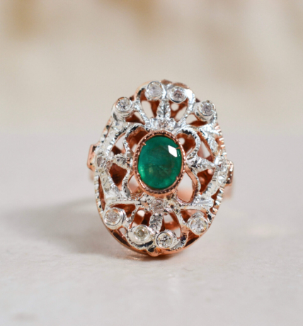 Bague ovale Emeraude & Diamants