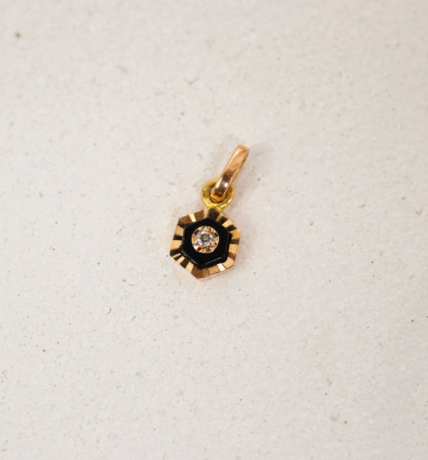 Pendentif hexagonal Onyx